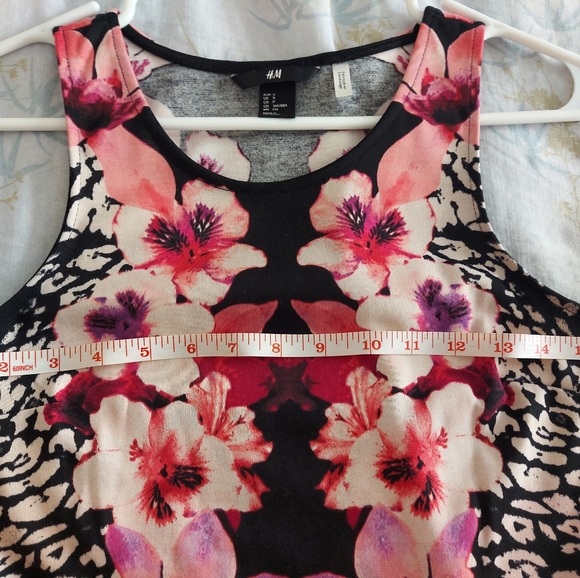 H&M Dress - Picture 2 of 5